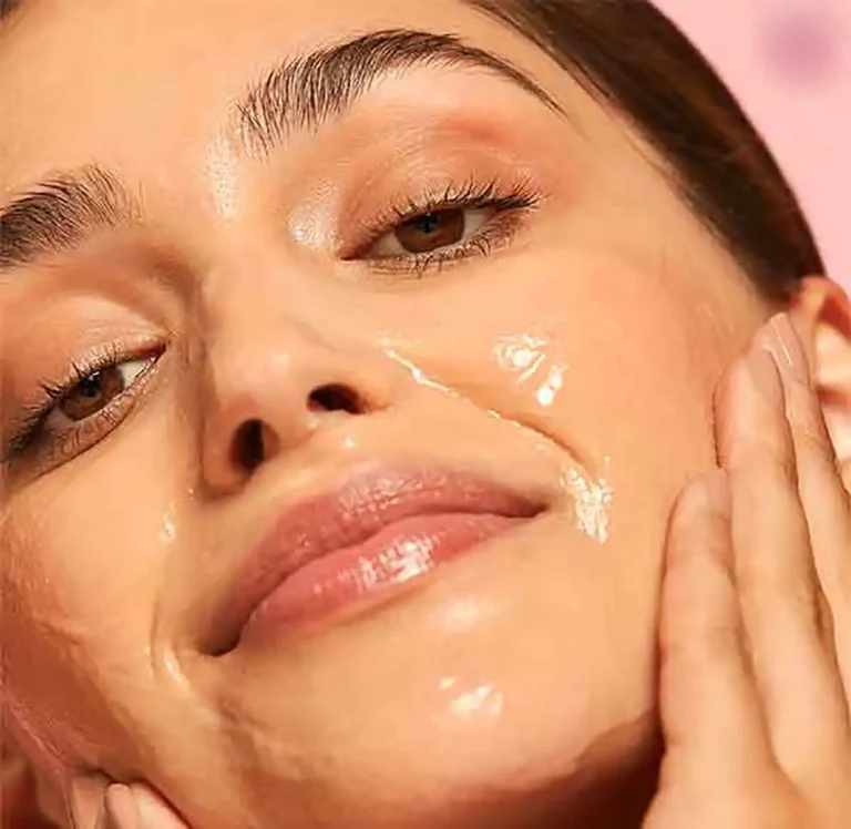 بهترین شوینده‌های مخصوص پوست‌های خشک و حساس